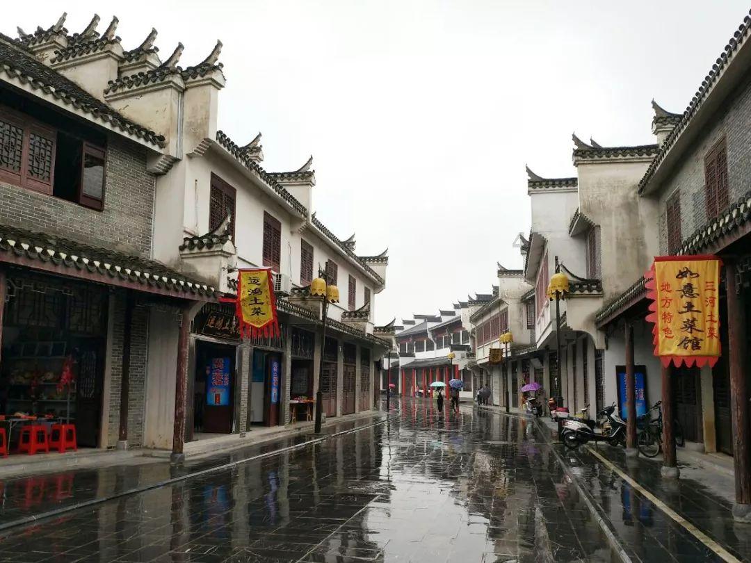 金一南在图书馆潜修多少年才有了研究中外军队的高端学术能力？游戏画面